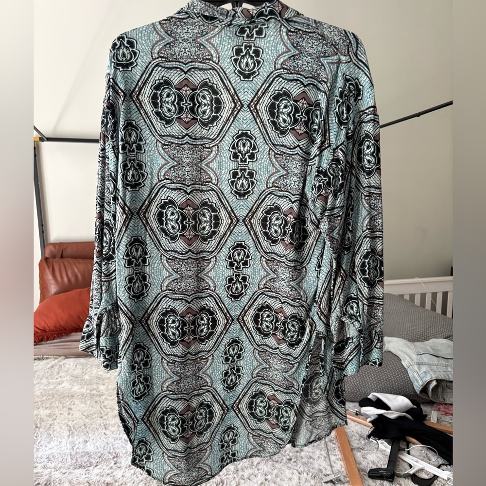 H&M Multicolor Patterned Top - Picture 2 of 5